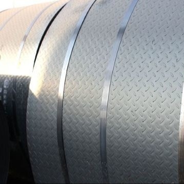 bobina a quadretti laminata a caldo JIS SS400 della lamiera sottile di 600mm-1500mm